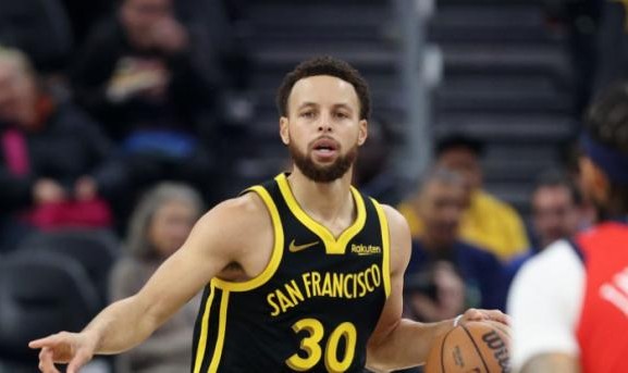 星空投注-勇士创耻辱纪录！库里摇头，帕金斯建议：拆队交易