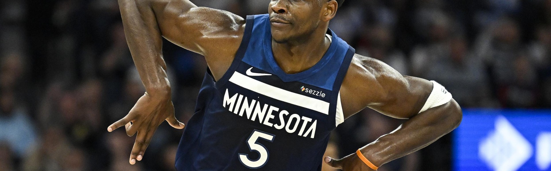 星空官网-名嘴列自己希望下届奥运美国男篮首发：华子领衔，弗拉格在列