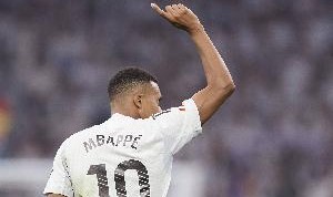 众星捧月？姆巴佩：有幸赚了很多钱，但从未觉得别人把我当国王看