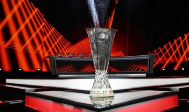 ⚔️欧联联赛阶段对阵：罗马碰里尔 维拉战萨尔茨堡 森林遇波尔图