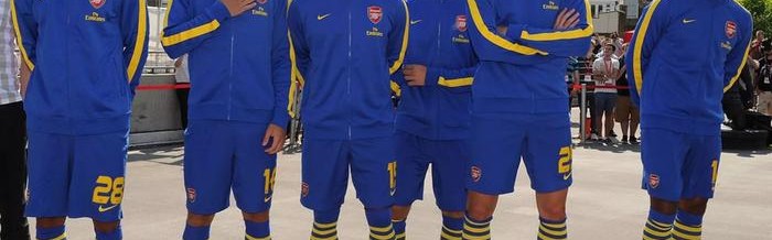 阿森纳梯队中场伊费·易卜拉欣随一队训练