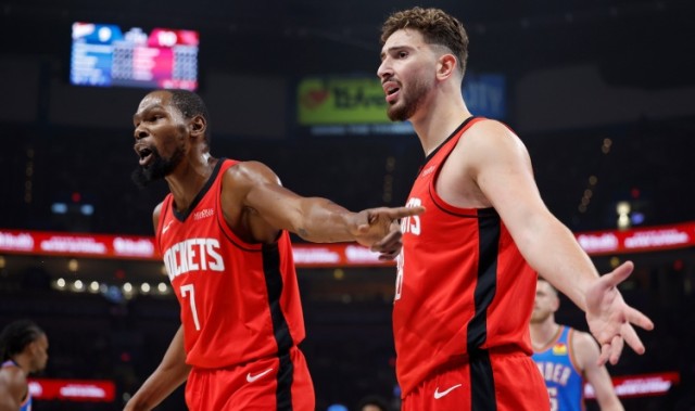 星空投注-解说：湖人尼克斯火箭三队客战国王预订同一家酒店 火箭动手晚了