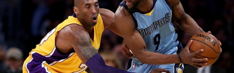 星空官网-肯扬·马丁谈历史前5防守者：手套、科比、阿伦、自己、魔兽