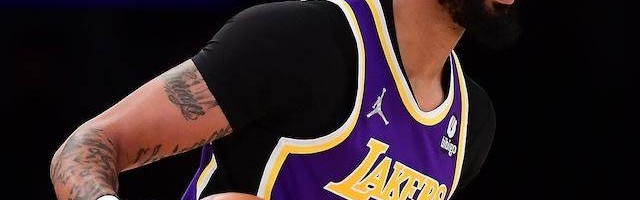 星空体育平台-手腕伤势让浓眉迷失手感 贝弗利接球三分自比库里